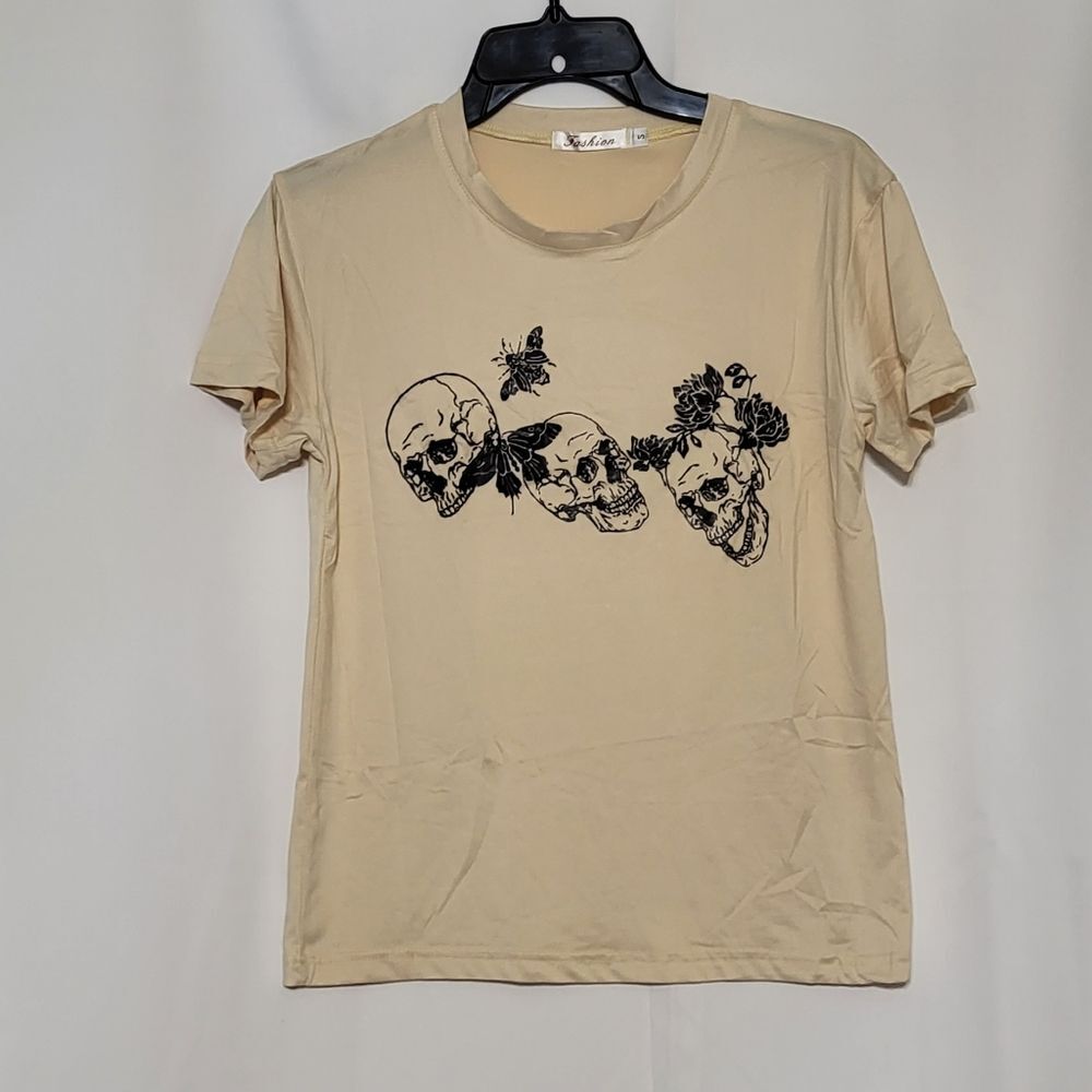 Fashion Women's Tan Skull Graphic Short Sleeve Crewneck T-Shirt Size Small NWOT - Picture 2 of 6